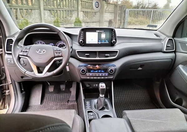 Hyundai Tucson cena 92900 przebieg: 57000, rok produkcji 2020 z Warka małe 211